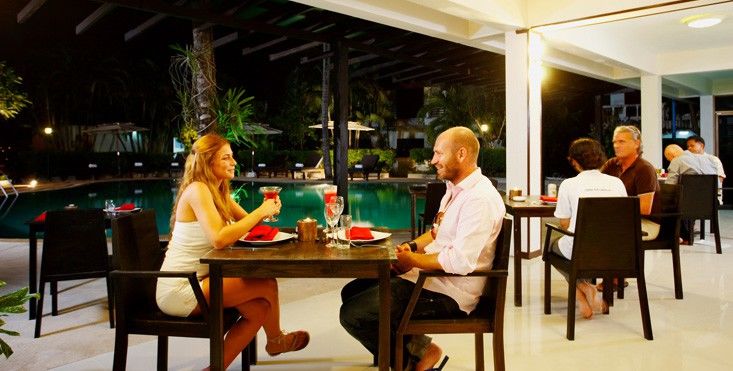 Bamboo Beach Hotel & Spa Patong Exterior photo